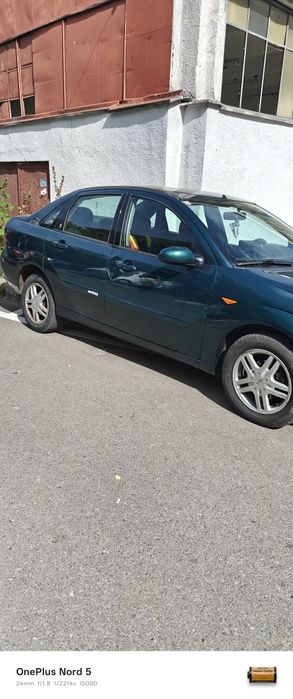 FORD Focus 2002 — imagine 5