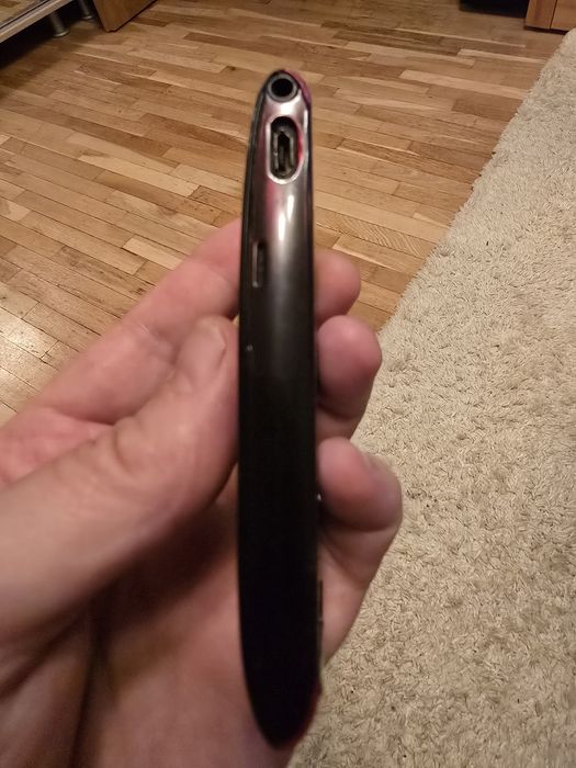 Telefon Colectie: Sony Ericsson Vivaz Red U5i