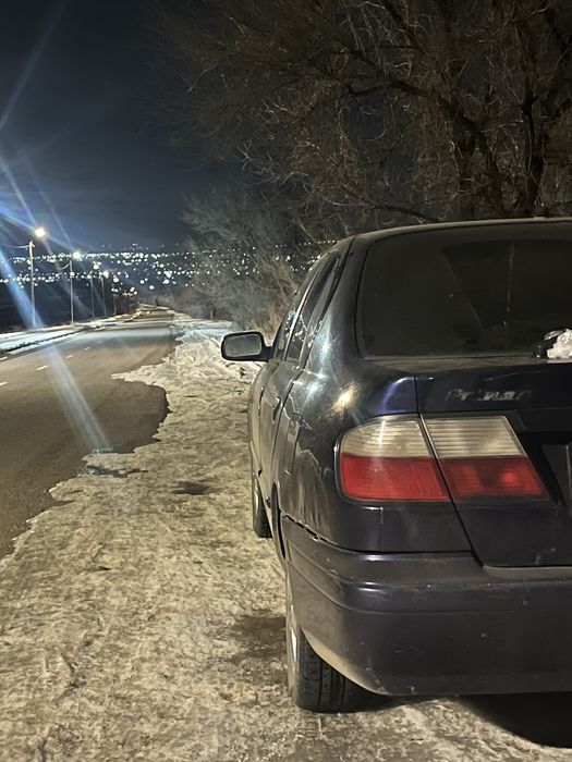 Ниссан примера 1,6