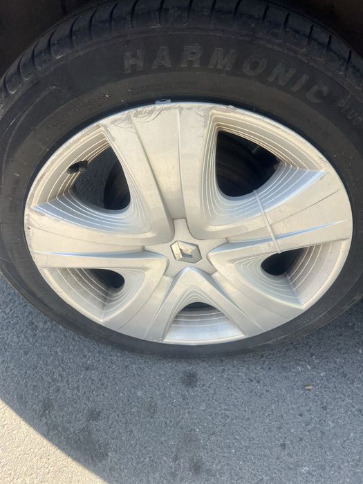 Vand capace structurate r16 renault