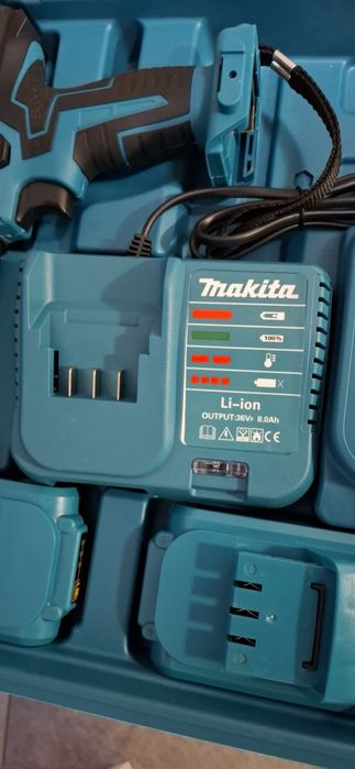 Комплект Makita – акумулаторен винтоверт 36V + 2 батерии + куфар и акс