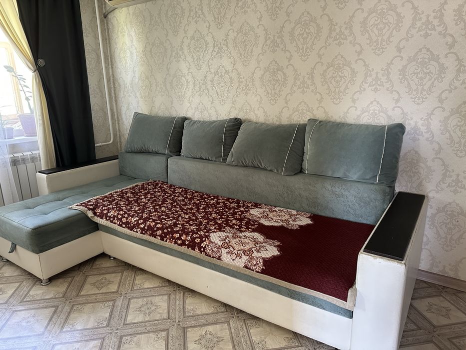 Срочно продам диван!