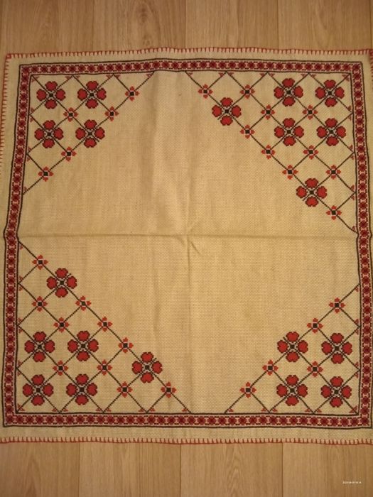 Mileu + fata de masă broderie manuală artizanat