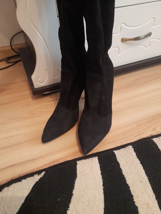 Cizme cu toc negre