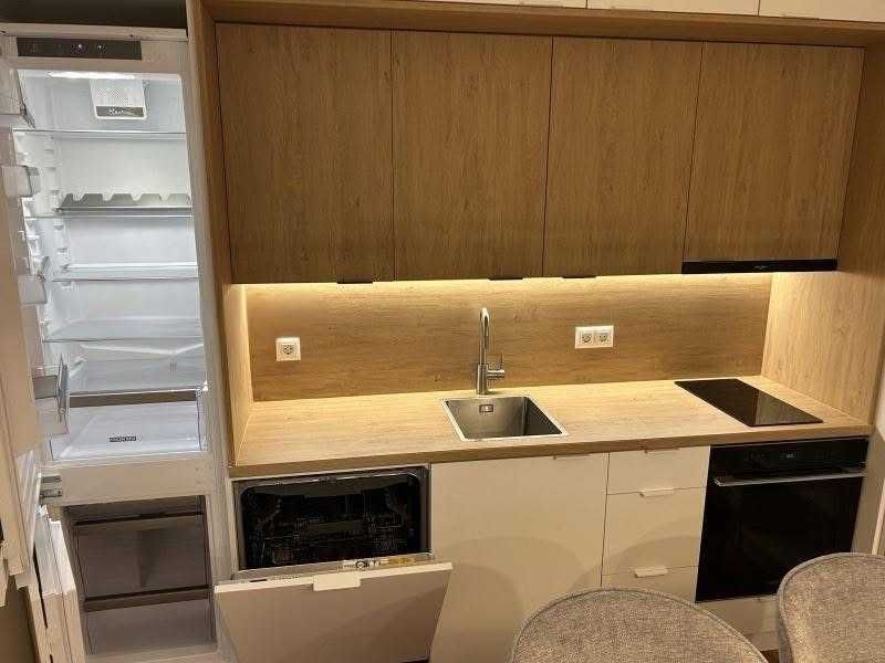 Продаваме тристаен апартамент в Надежда 3