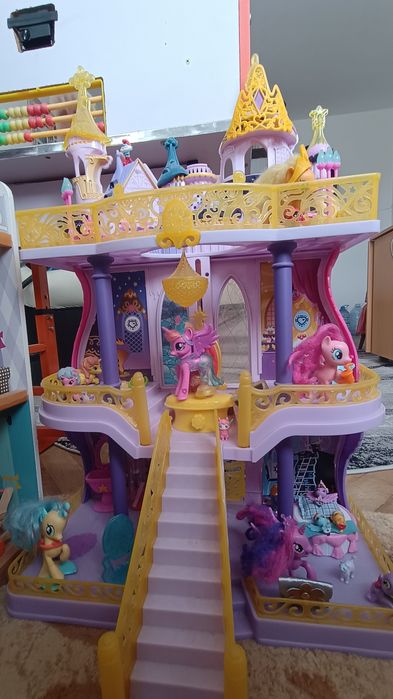 Castelul din Cantelot