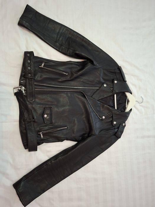 Geaca din piele zara