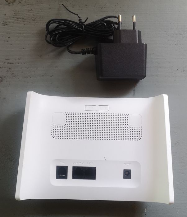 Router modem wifi cu cartela sim 4G Alcatel HH132V1 la cutie