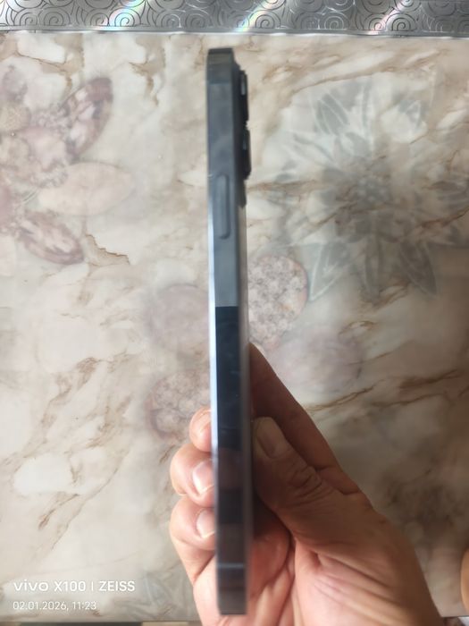 Продам iPhone 13 pro max