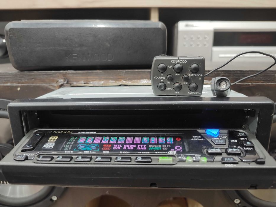 KENWOOD KDC-6080R автомобилен плейър