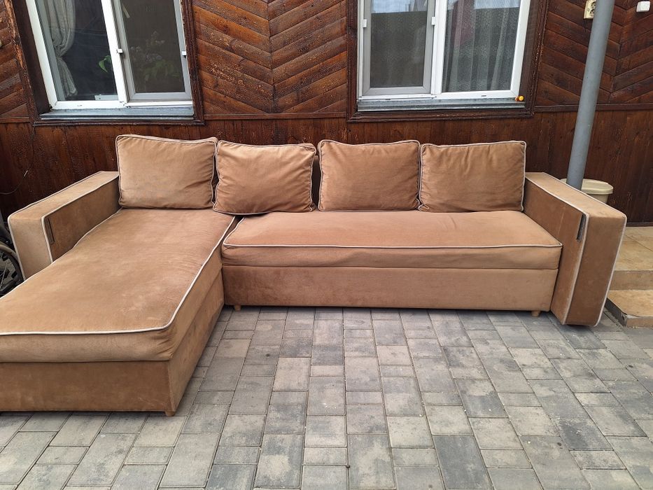 Срочно продается диван