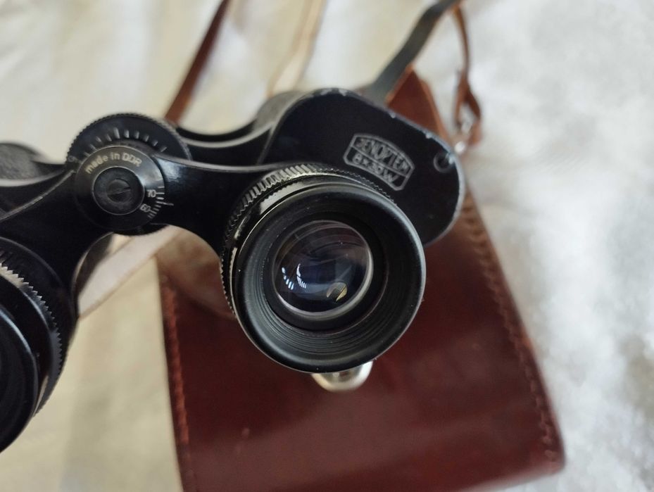 ОТЛИЧЕН Бинокъл Carl Zeiss Jena-JENOPTEM 8 х 30W