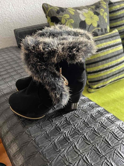 НОВИ!Елегантни дамски боти от естествен велур и естествен пух