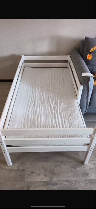 Продаю кровать !!