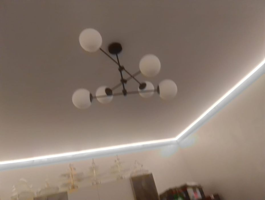 Диван сатылады новый