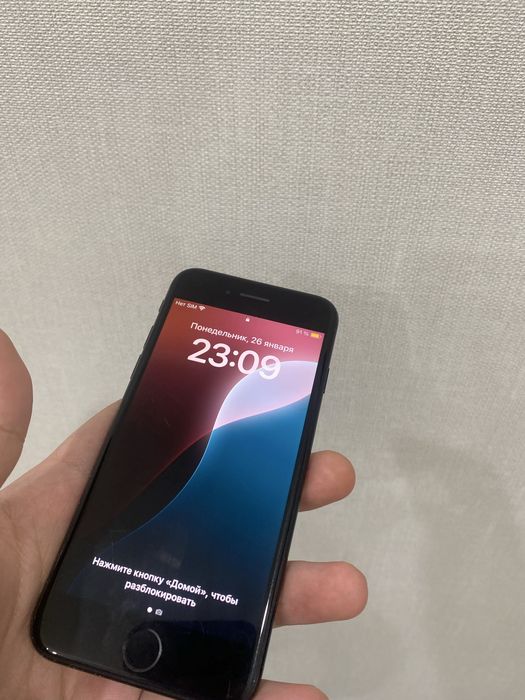 Айфон se в очень хорошем состоянии