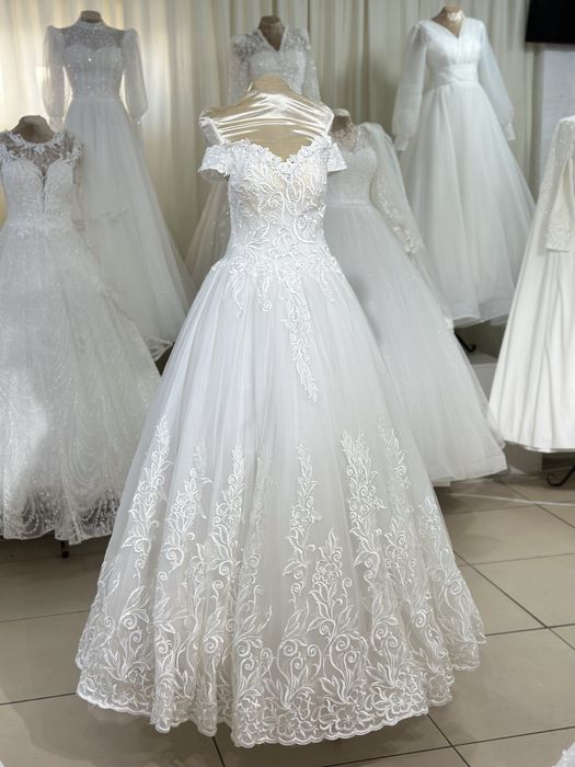 Свадебные платья