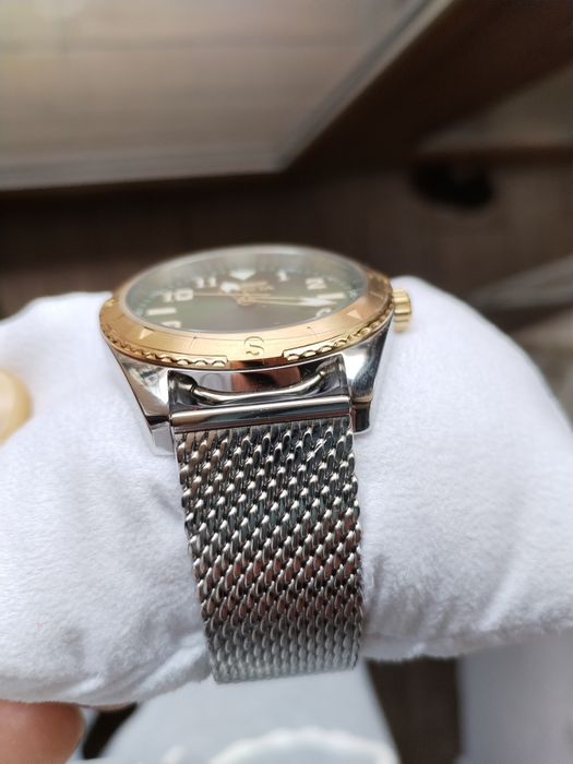 Invicta Specialty нов в кутия