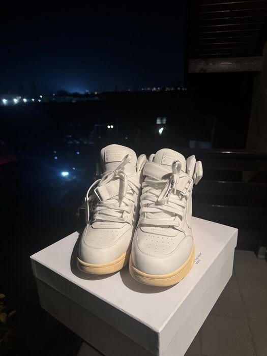 Off White Out Of Office Mid