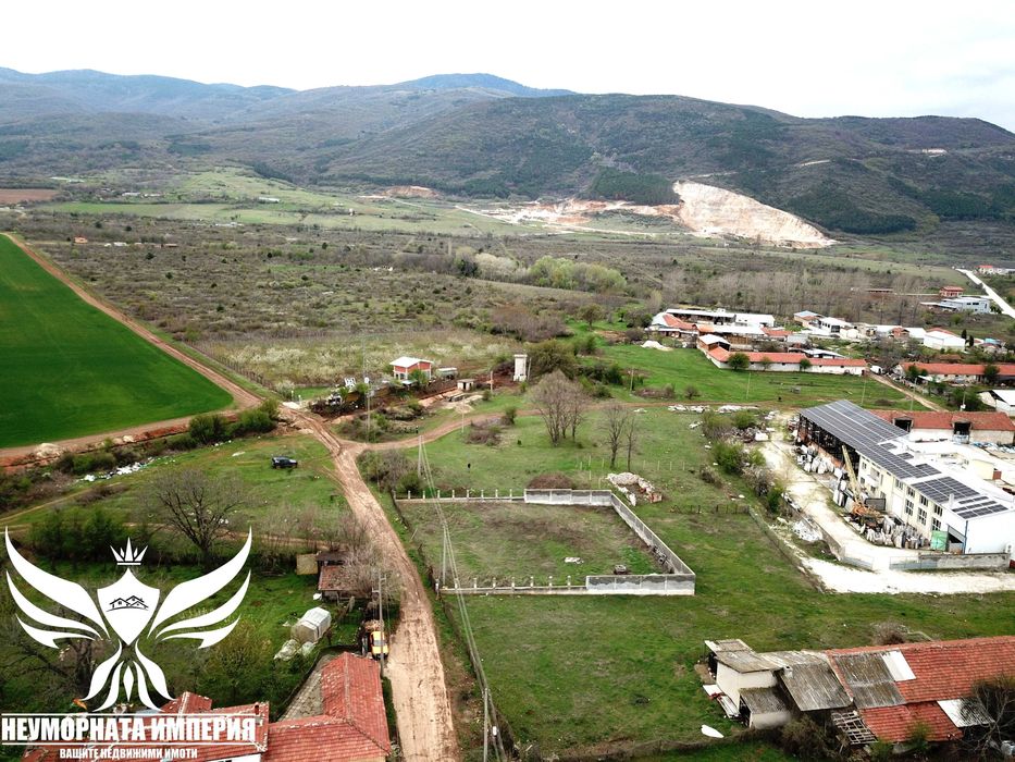 Продавам парцел 1000кв.м. в с.Мулдава, общ.Асеновград статут УПИ