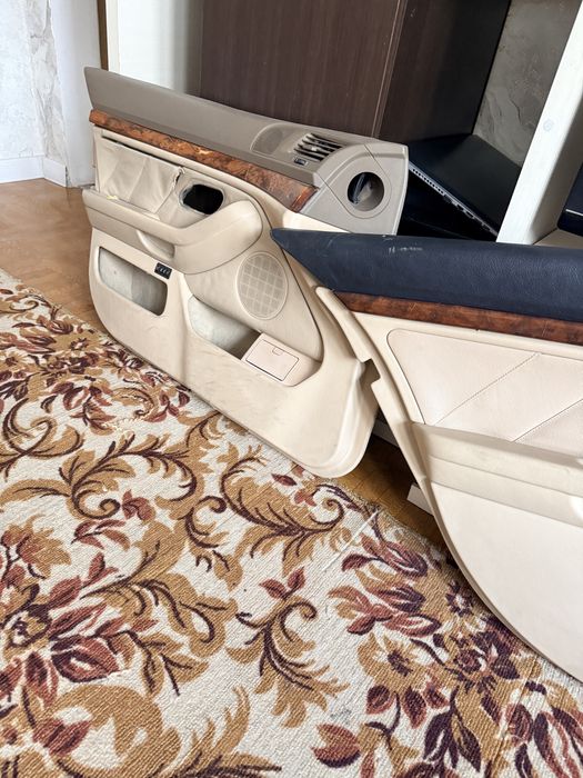 Продам дверные карты BMW E39 бмв е39