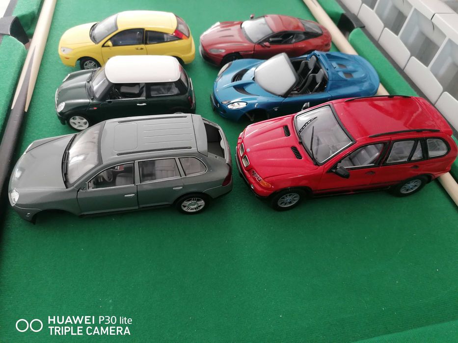 Machete auto scara 1 24, cu defecte