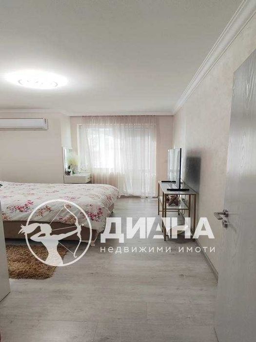 Продава се Двустаен апартамент в Пловдив, Кючук Париж - 70 кв.м за 2143 €/кв.м - Снимка #7