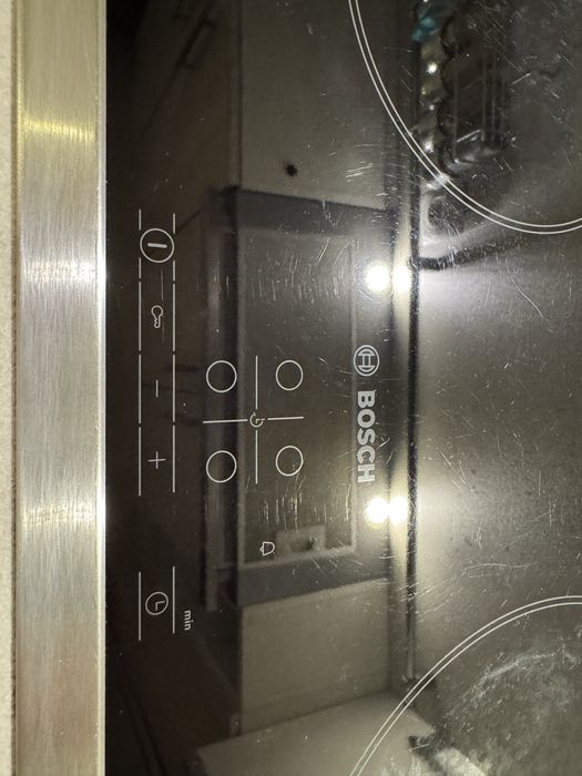 Керамичен плот Bosh с 4 зони