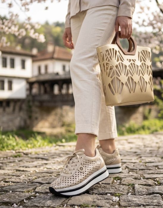 Обувки от естествена кожа (налични номера от 36-ти до 40-ти)