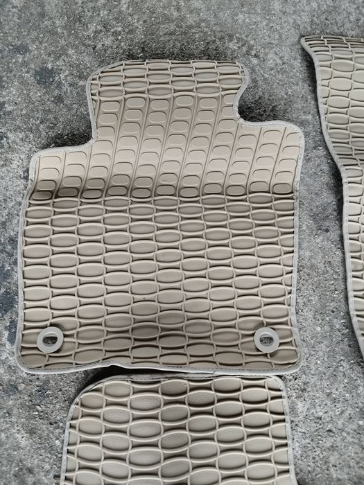 Preșuri cauciuc pentru Ford focus Mk3 negre și preșuri Volkswagen Pass