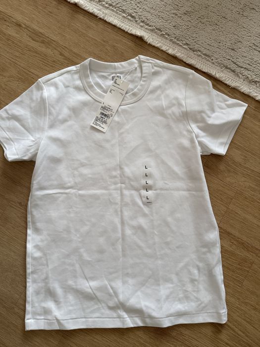 Футьболка и платье Uniqlo