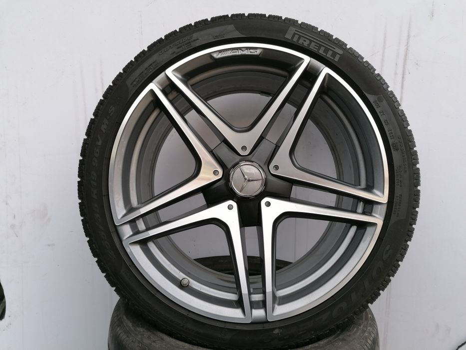 Мерцедес, Mercedes C63 AMG Coupe 19 цола