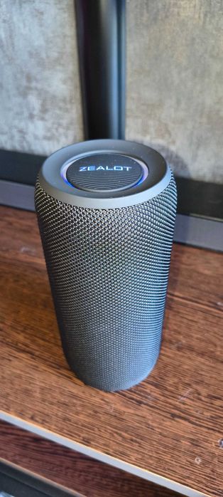 Vand boxă wireless Zealot