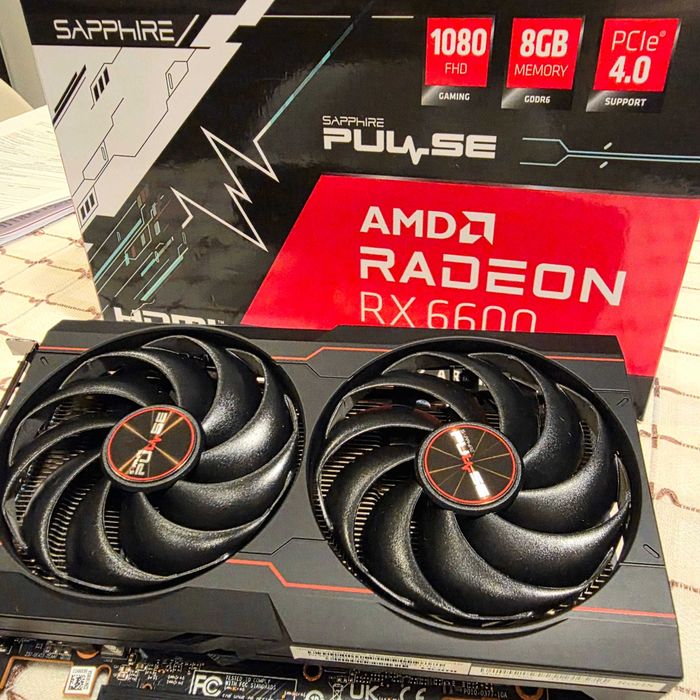 Placa video Sapphire Pulse RX 6600 8GB GDDR6, cutie originala
