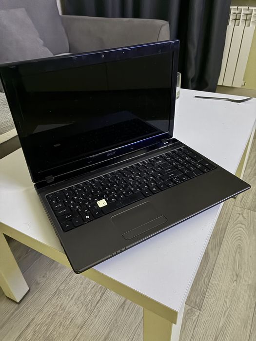 Ноутбук Acer Aspire 5560