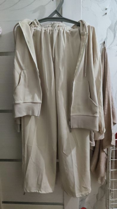 Спортивный костюм