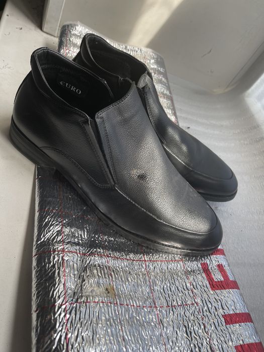 Продам мужские ботинки