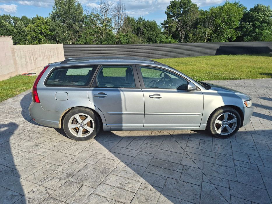 VOLVO V50 2009 — imagine 5