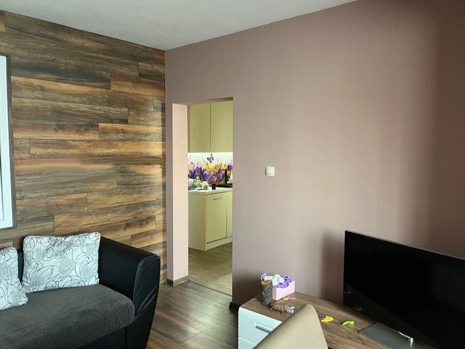 Дава се под наем Четиристаен апартамент в София, Банишора - 80 кв.м за 750 € - Снимка #3