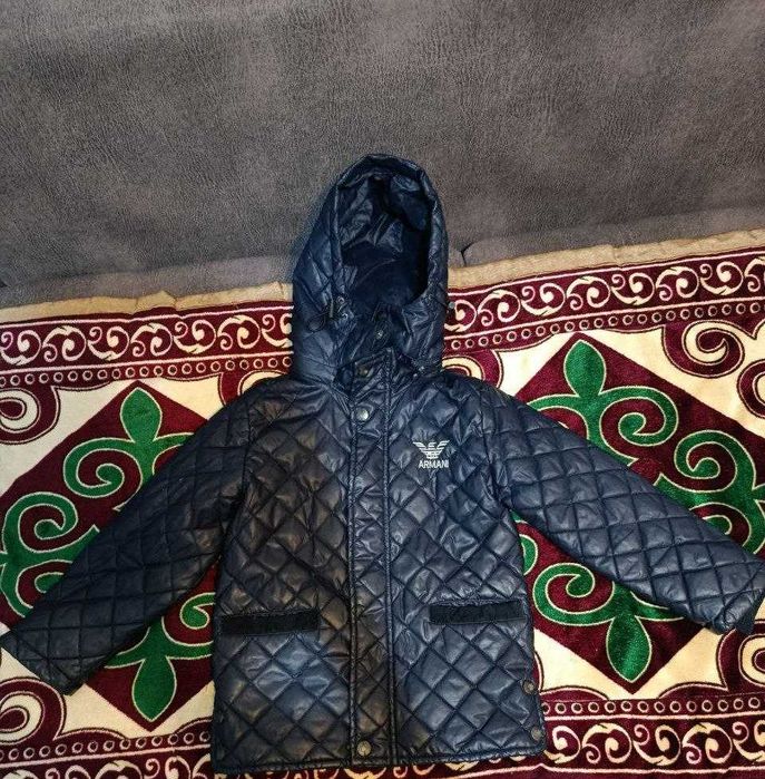 Продам куртки Б/У (Детские)