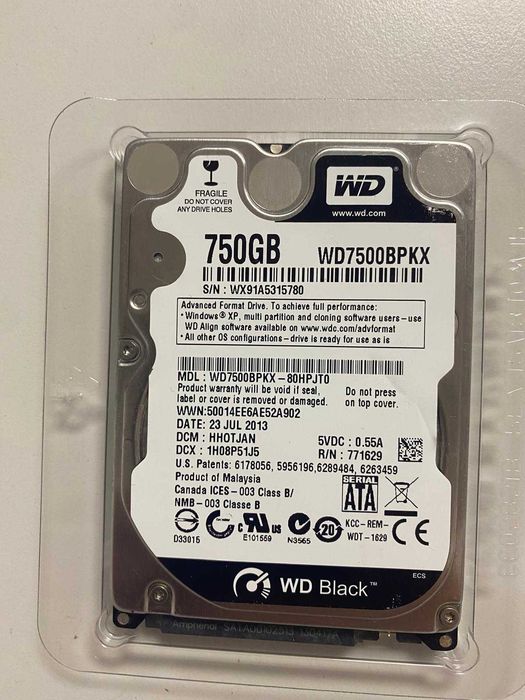 vand 7 Harduri pc sata, 6 Memorii Ram si un DVD RW incorporabil laptop