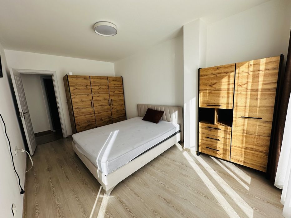 Дава се под наем Тристаен апартамент в София, Красно село - 102 кв.м за 969 € - Снимка #2