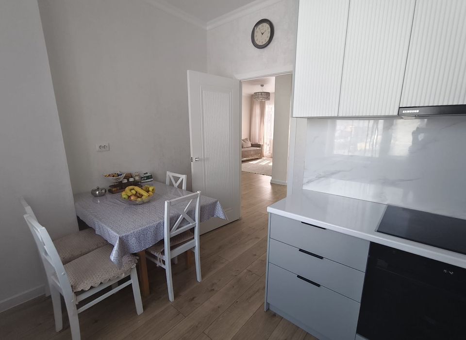 Продается 3 комнатная в  Новостройке