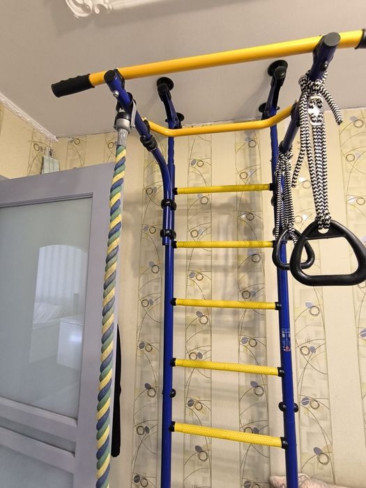 Спортивный комплекс . Шведская стенка