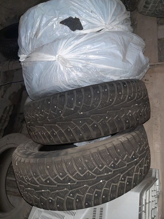 Продам резину 225/60R17