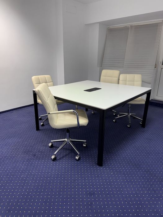 Masa de sedinte / conferinta 8 persoane alba 140x140 Ikea