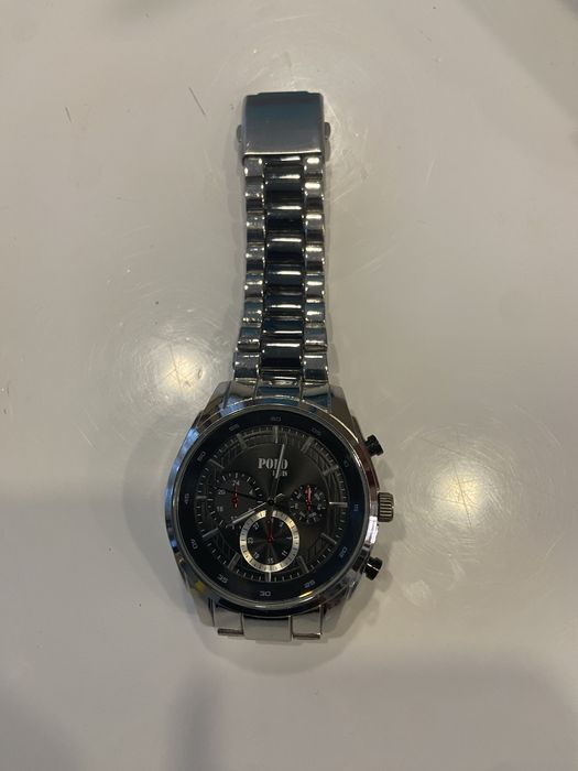 Exess Italy (Модел: 2X08 RGBLBL); Polo Louis (Модел: 7070-D18 ; Casio W-96H