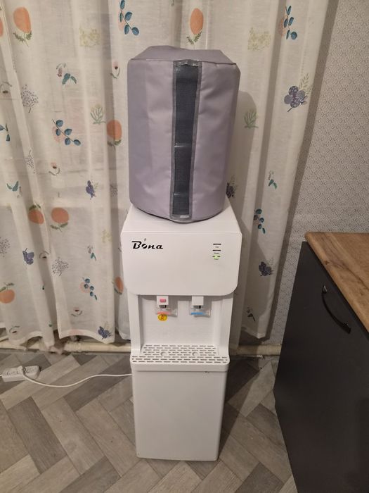 Продам кулер для воды