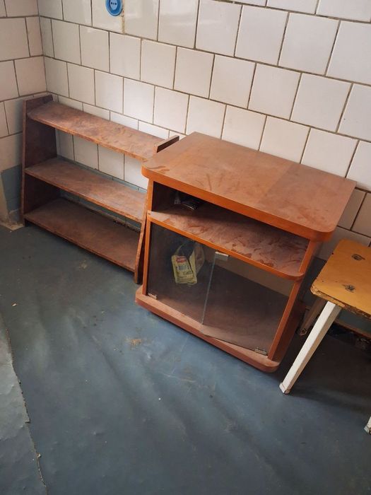 Ishkaf kravat trimo divan