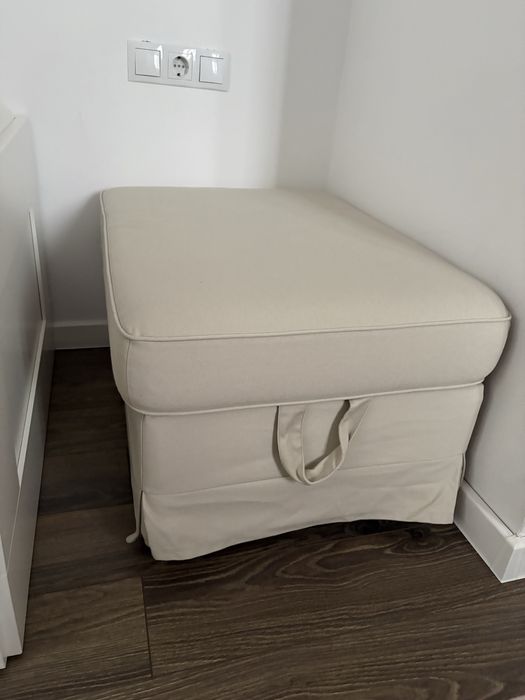 Taburet Ikea cu depozitare
